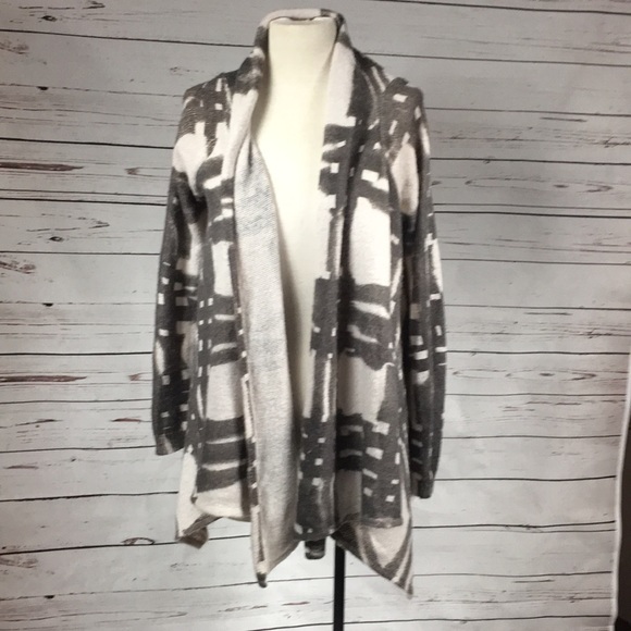 GAP Sweaters - Women’s Gap Cardigan